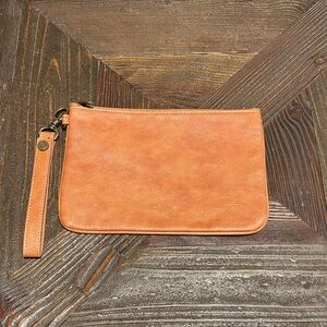 Thirty-One Orange Wristlet Clutch